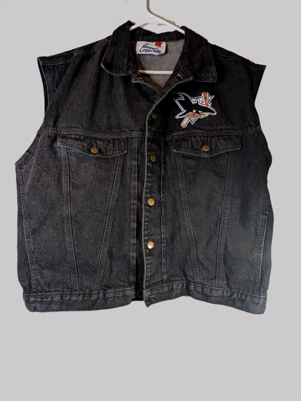 Sharks Vintage Sleeveless vest size: X-Large